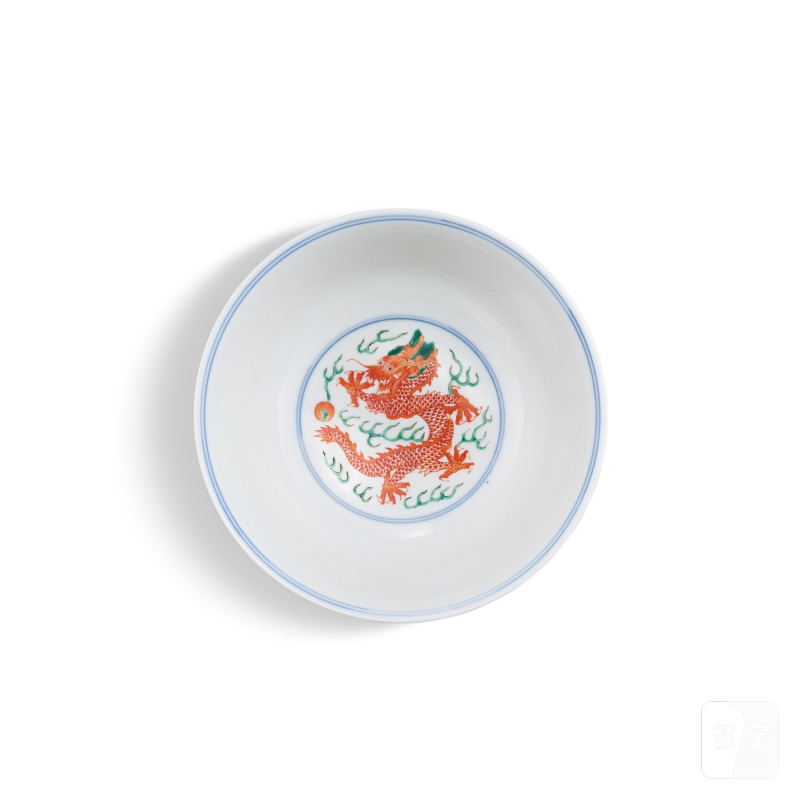 A famille-verte 'dragon and phoenix' bowl, Mark and period of Guangxu | 清光緒 五彩龍鳳呈祥紋盌 《大清光緒年製》款 - 图3